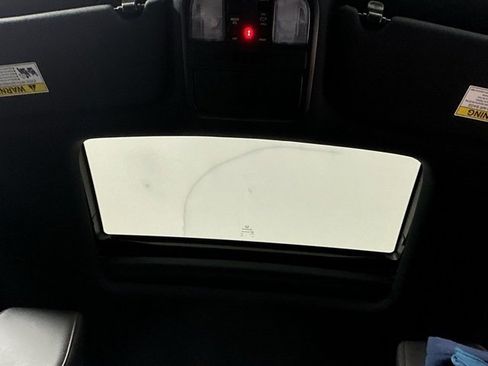 Certified 2024 Honda Odyssey Sport image 34