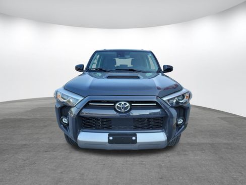 Certified 2024 Toyota 4Runner TRD Off-Road AWD/4WD image 2
