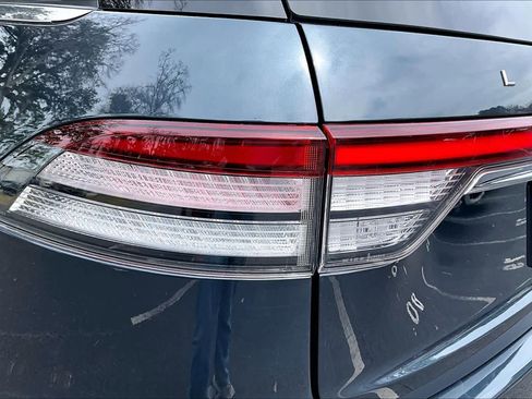 Used 2023 Lincoln Aviator Reserve w/ Equipment Group 201A image 27