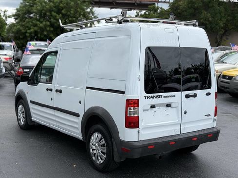 Used 2010 Ford Transit Connect XL image 4
