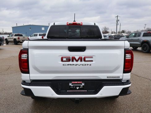 New 2026 GMC Canyon Elevation w/ Convenience Package image 4
