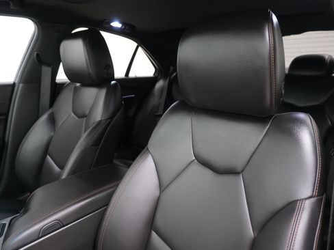 Used 2020 Cadillac CT4 V RWD image 11