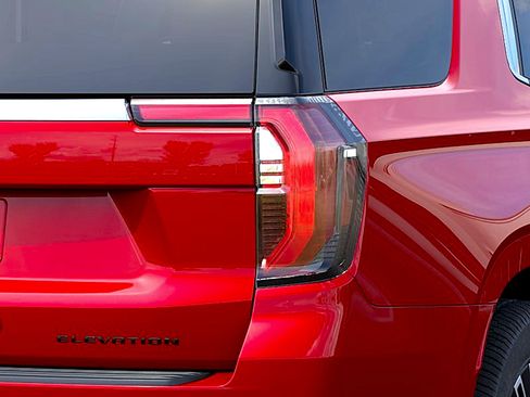 New 2026 GMC Yukon Elevation w/ Elevation Premium Package AWD/4WD image 11