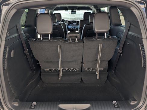 New 2026 Chrysler Pacifica Select image 7