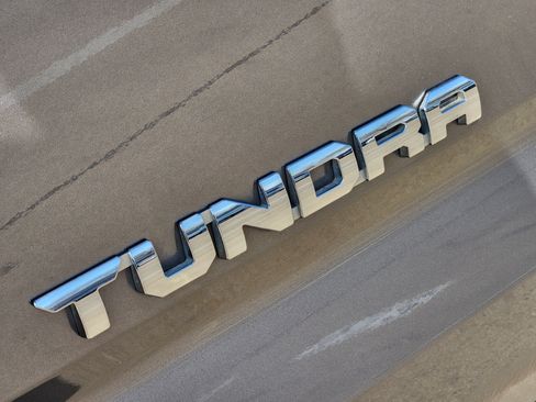 Used 2022 Toyota Tundra Limited image 13