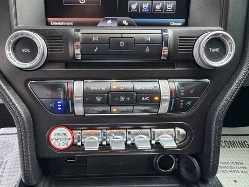 Used 2015 Ford Mustang GT Premium RWD image 17