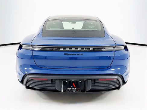 Used 2023 Porsche Taycan 4S image 10