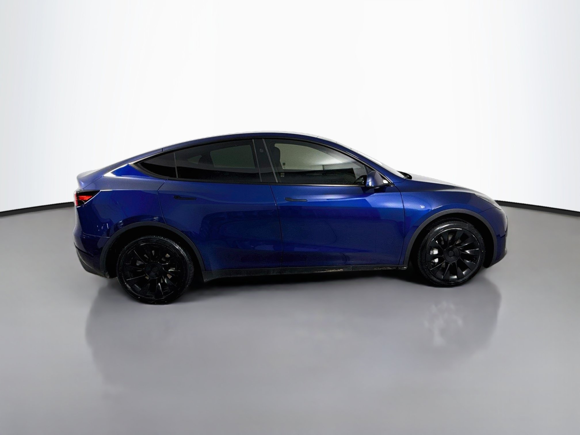 Used 2023 Tesla Model Y Long Range AWD/4WD image 8