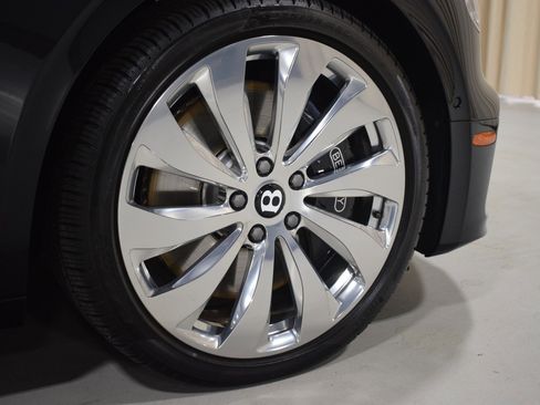 Certified 2020 Bentley Flying Spur W12 image 7