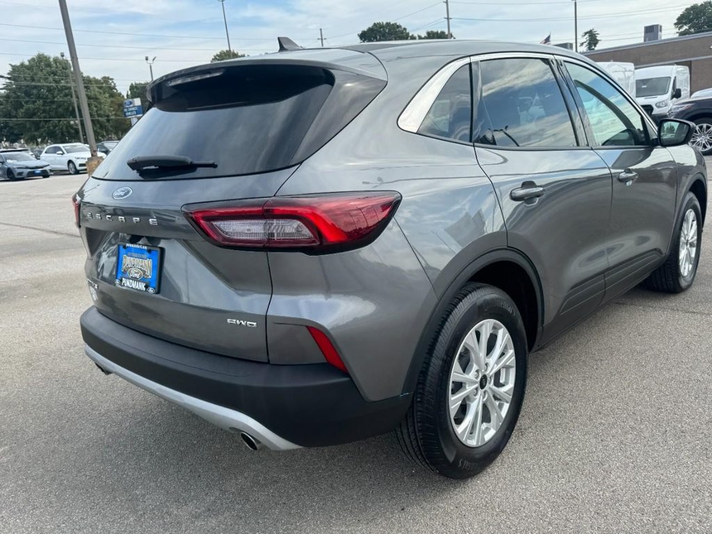 Certified 2023 Ford Escape Active AWD/4WD image 3