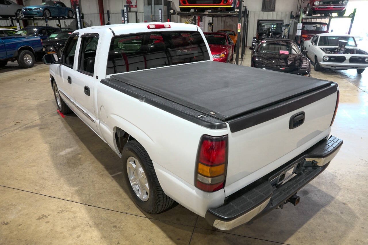 Used 2005 GMC Sierra 1500 SLT w/ Light Duty Power Package RWD image 16