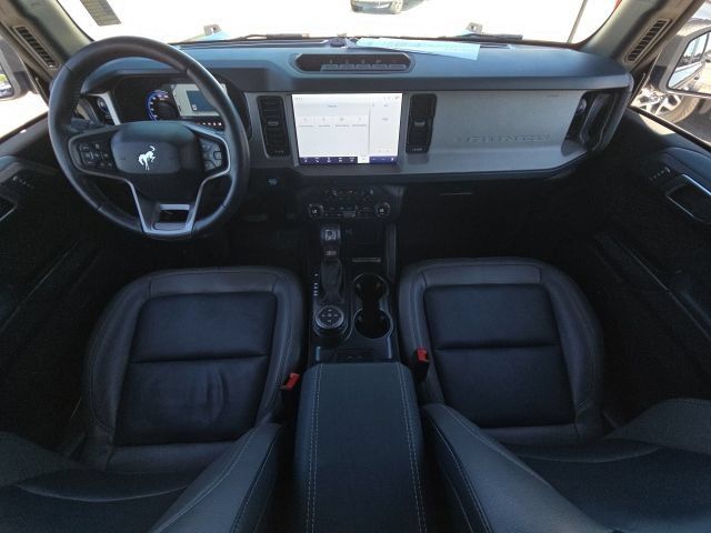 Certified 2024 Ford Bronco Outer Banks w/ Sasquatch Package AWD/4WD image 36