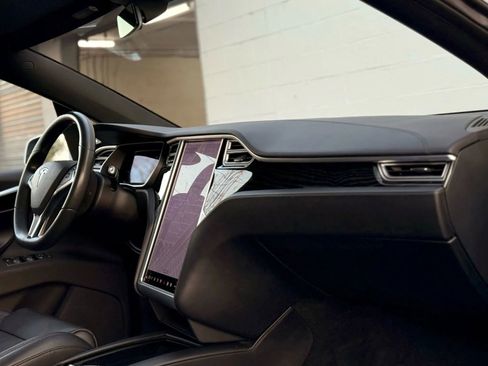 Used 2016 Tesla Model X 75D image 12