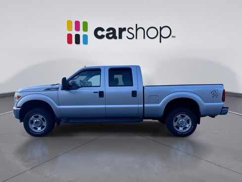 Used 2016 Ford F250 XLT w/ XLT Value Package AWD/4WD image 2