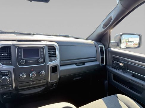 Used 2024 RAM 1500 Warlock AWD/4WD image 21