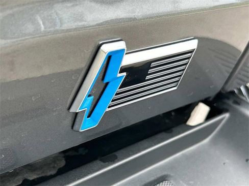 New 2025 Ford F150 Lightning XLT image 13
