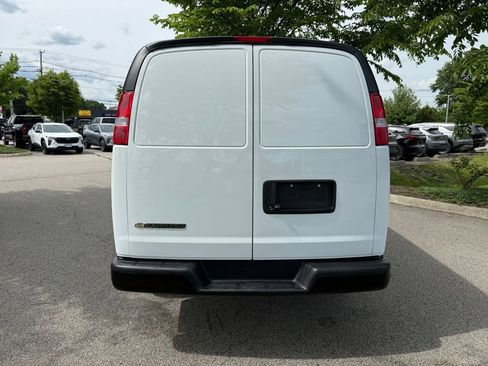 Used 2025 Chevrolet Express 2500 Extended w/ Driver Convenience Package RWD image 4