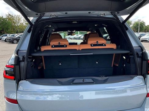 Used 2026 BMW X7 xDrive40i image 15