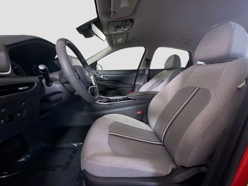 Used 2021 Hyundai Sonata SEL w/ Preferred Accessory Package FWD image 22