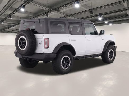 Used 2024 Ford Bronco Outer Banks w/ Sasquatch Package AWD/4WD image 4