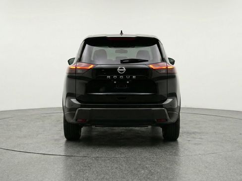 Used 2025 Nissan Rogue SV FWD image 7
