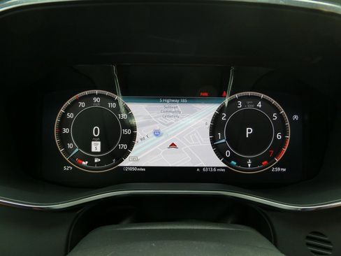 Used 2024 Jaguar XF R-Dynamic SE image 36