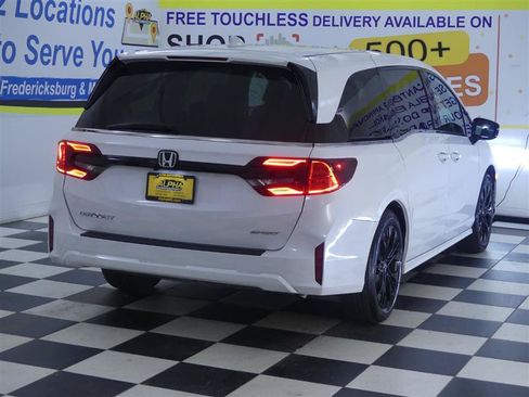 Used 2025 Honda Odyssey Sport-L image 7