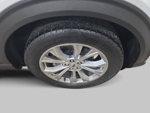 Used 2020 Ford Explorer XLT w/ Equipment Group 202A image 37