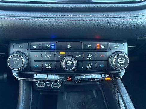 Used 2022 Dodge Durango R/T image 26