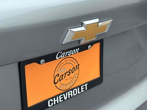 Used 2025 Chevrolet Equinox LT AWD/4WD image 6