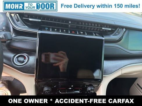 Used 2022 Jeep Grand Cherokee Limited 4xe image 19