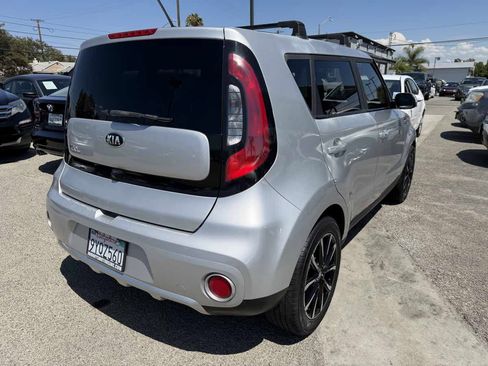 Used 2017 Kia Soul + w/ Audio Package FWD image 4