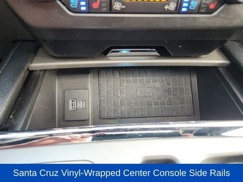 Used 2021 Ford Expedition XLT image 25