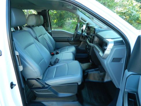 Used 2022 Ford F150 XL RWD image 16