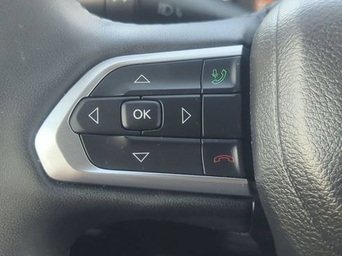 Used 2022 Jeep Compass Latitude AWD/4WD image 15