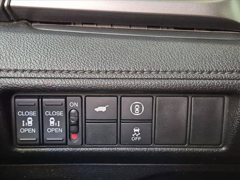 Used 2022 Honda Odyssey EX-L image 11