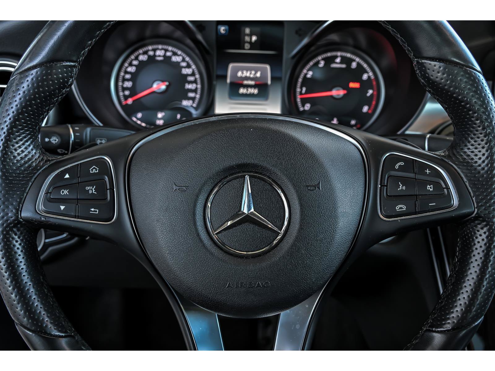 Used 2018 Mercedes-Benz C 300 4MATIC Sedan image 17