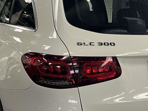 Certified 2022 Mercedes-Benz GLC 300 4MATIC image 9