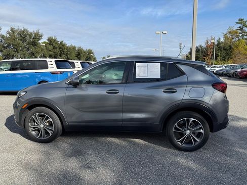 Used 2021 Buick Encore GX Essence image 14