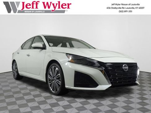 Used 2025 Nissan Altima 2.5 SL FWD image 1
