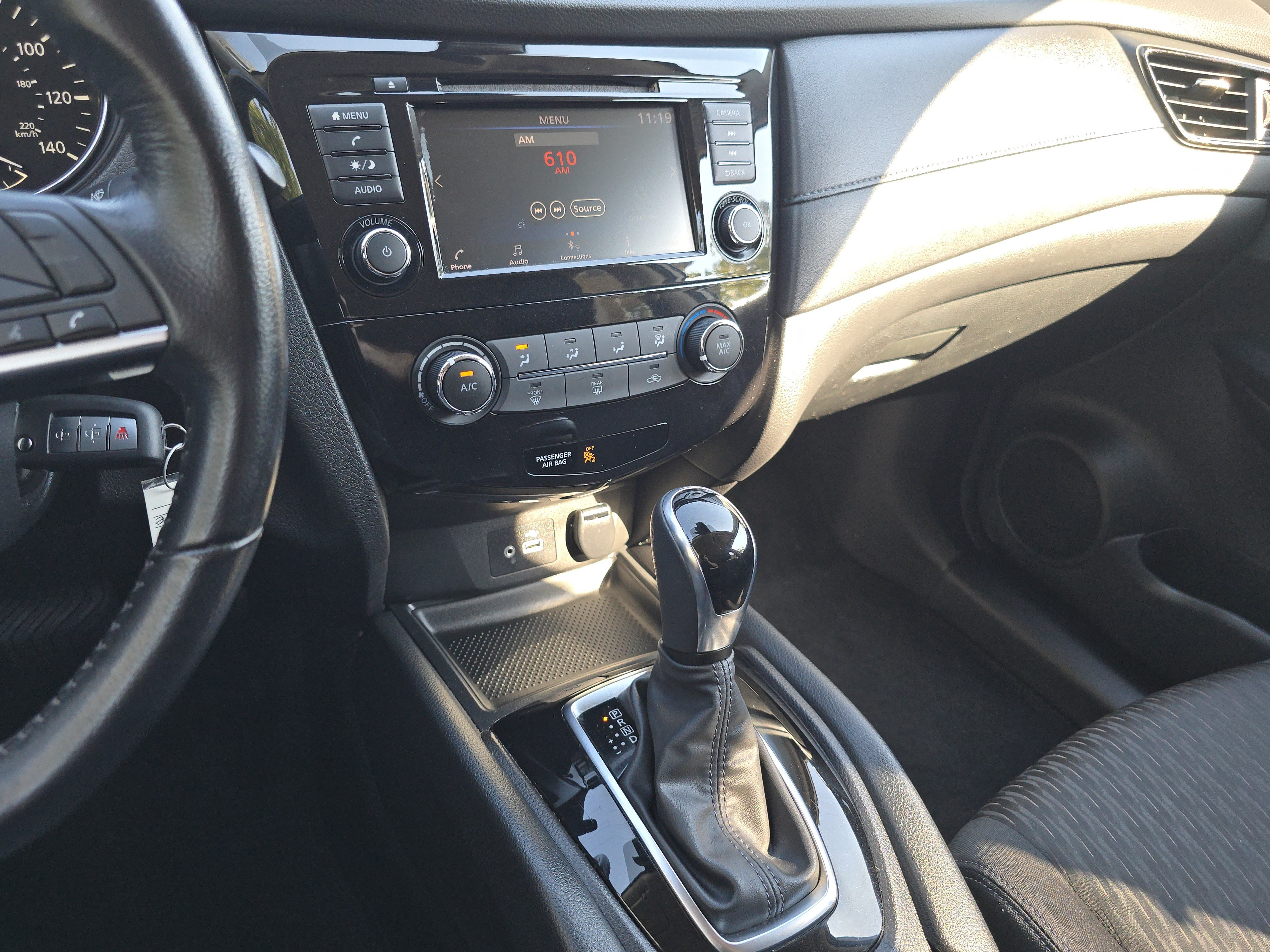 Used 2020 Nissan Rogue S w/ Special Edition Package AWD/4WD image 25