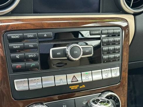 Used 2015 Mercedes-Benz SLK 350 image 19