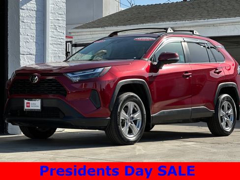 Certified 2022 Toyota RAV4 XLE w/ Convenience Package image 8