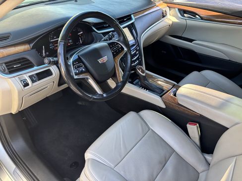 Used 2019 Cadillac XTS Luxury image 16