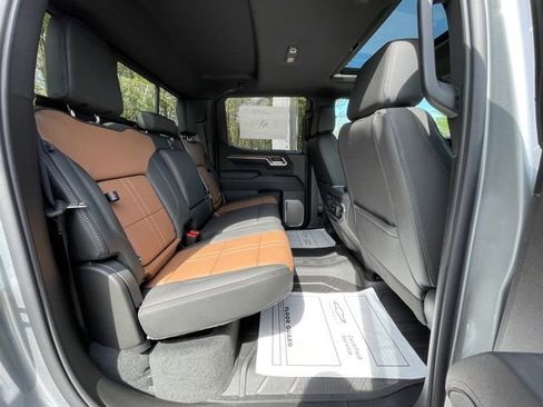 New 2026 Chevrolet Silverado 1500 High Country AWD/4WD image 23