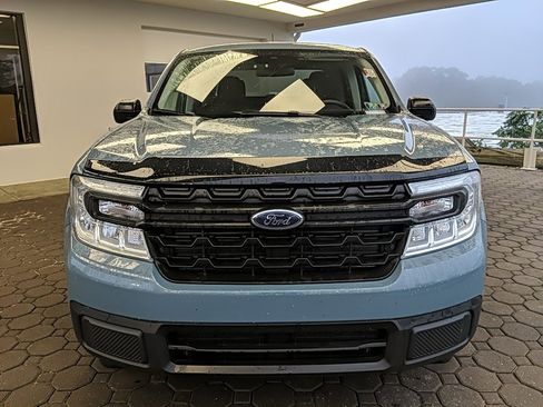 Certified 2022 Ford Maverick XL image 2