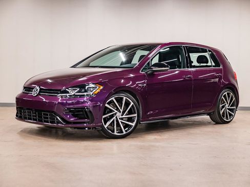 Used 2018 Volkswagen Golf R 4-Door AWD/4WD image 23