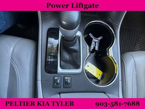 Used 2016 Toyota Highlander XLE image 23