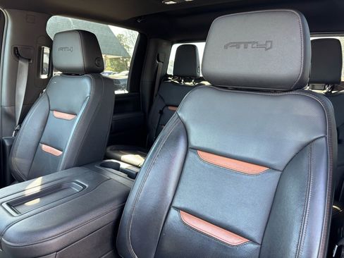 Used 2022 GMC Sierra 2500 AT4 w/ AT4 Premium Plus Package image 24