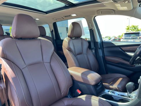 Used 2019 Subaru Ascent Touring AWD/4WD image 19